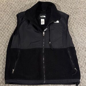 The North Face women’s Black Zip-Up Vest